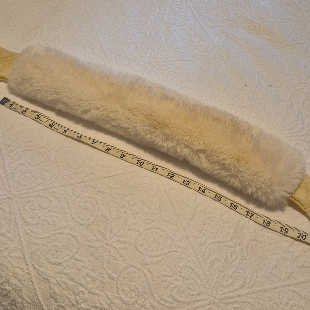 Neck Scarf - Picture 3 of 5